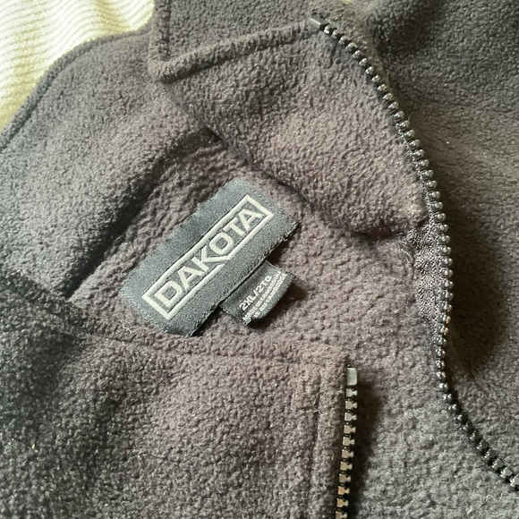 Fleece vest - Picture 2 of 2